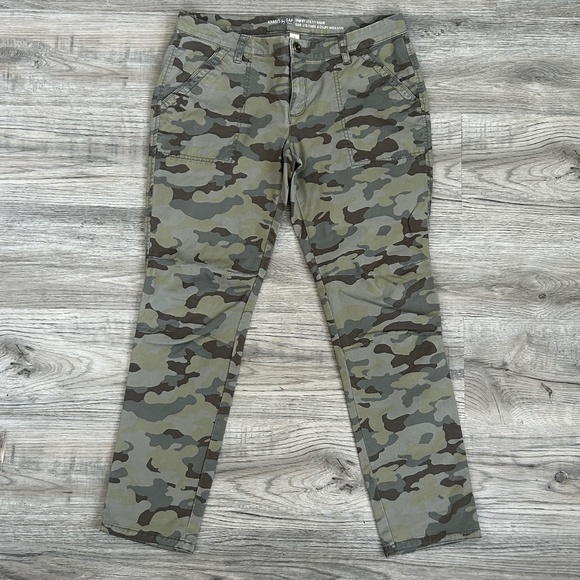 Gap Camouflage  Skinny Utility Khakis Sz 6 - Picture 1 of 9